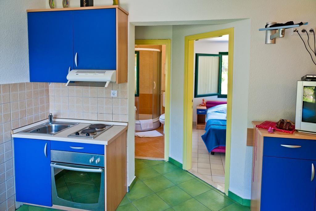 Apartment Bonaca Klek Esterno foto